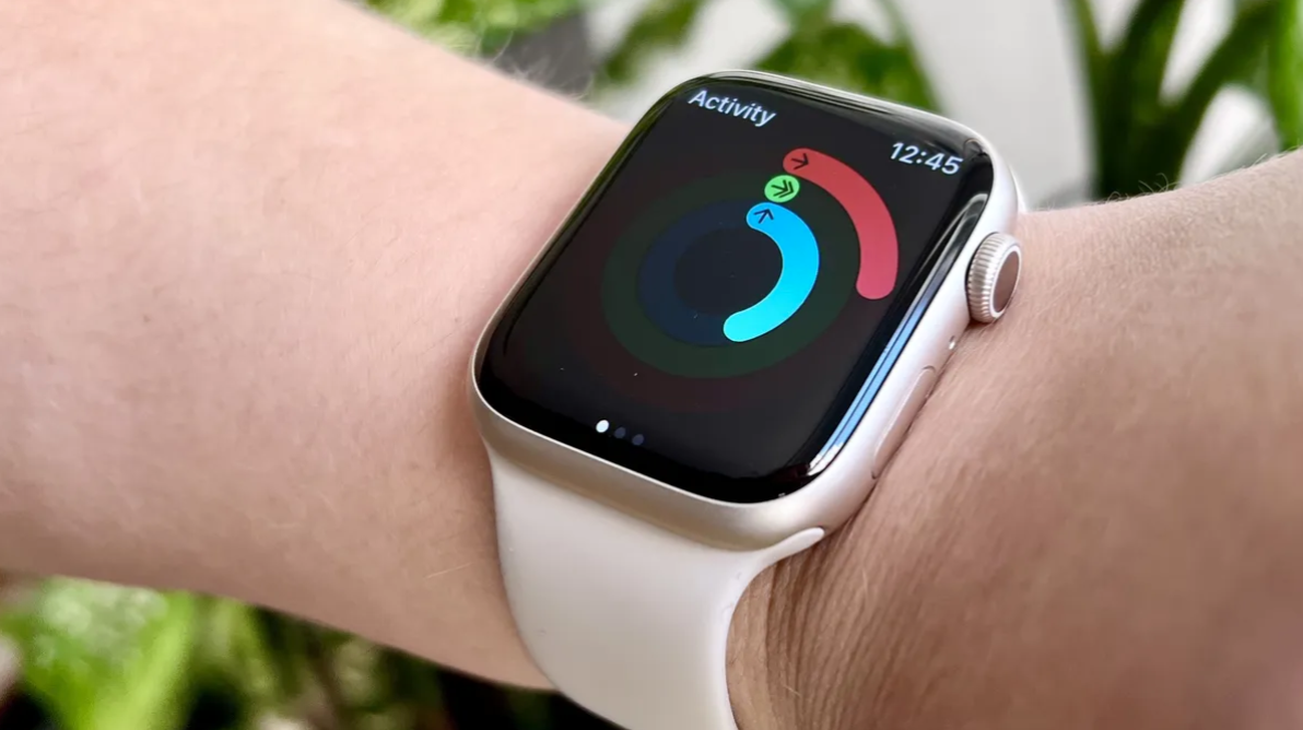apple-watch-hand